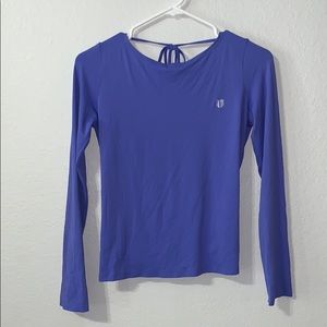 Long sleeve activewear shirt